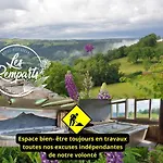 Hotel Logis Restaurant & Les Remparts