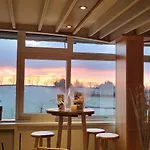 Logis Restaurant & Les Remparts Hotel