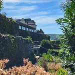 Logis Restaurant & Les Remparts Hotel 3*