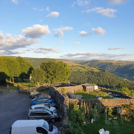 Logis Restaurant & Les Remparts Отель Салер
