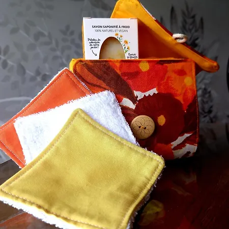 Logis Restaurant & Les Remparts 萨莱