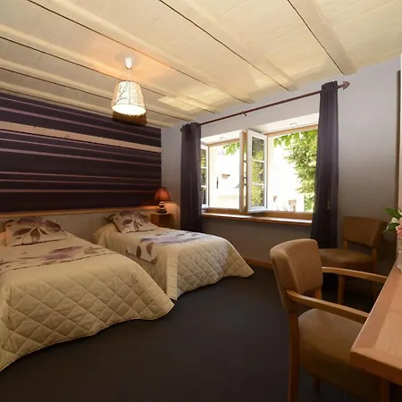 Logis Restaurant & Les Remparts 酒店 萨莱