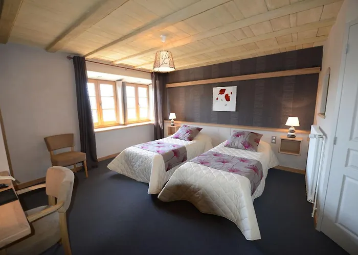 Logis Restaurant & Les Remparts Салер